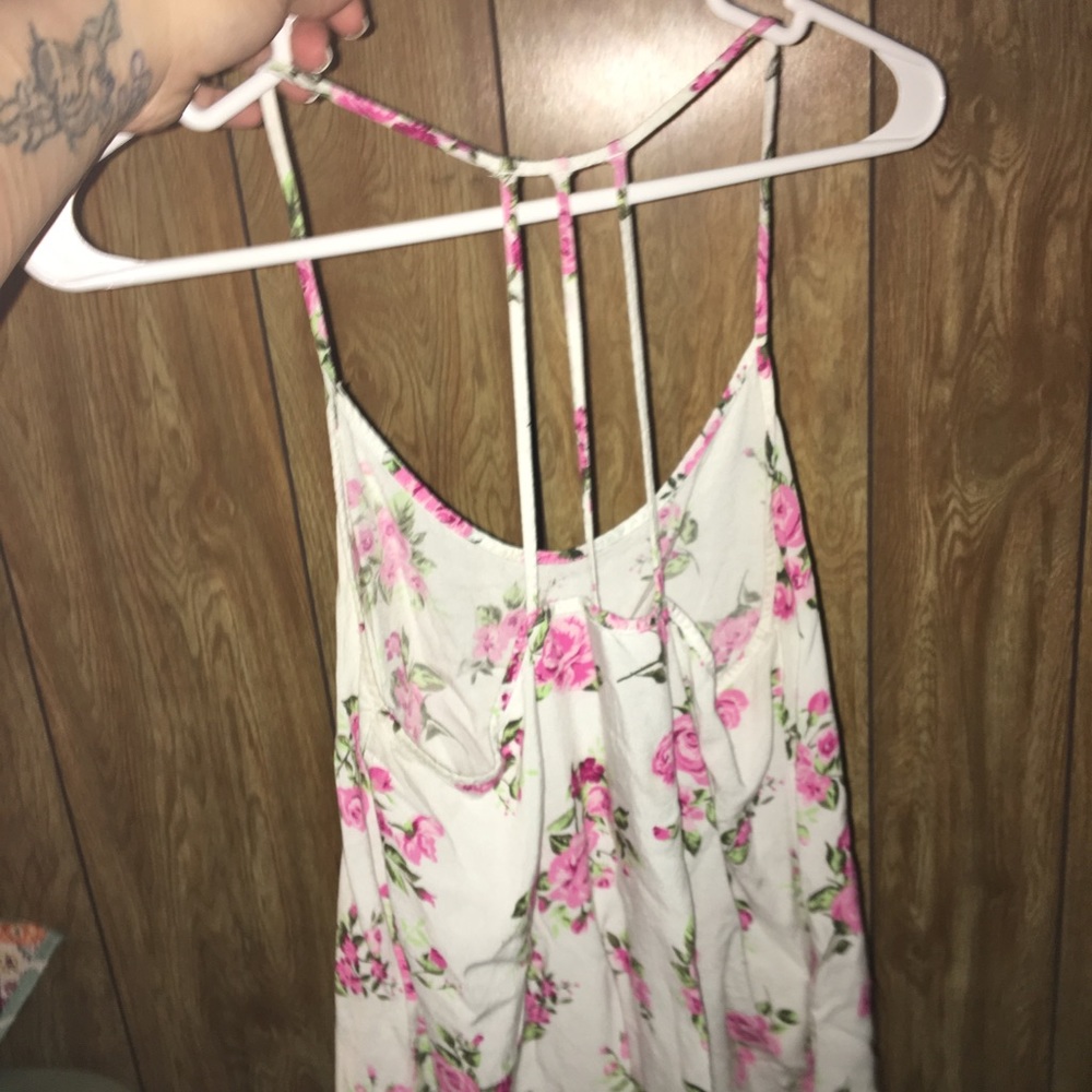 Tank - Picture 2 of 3